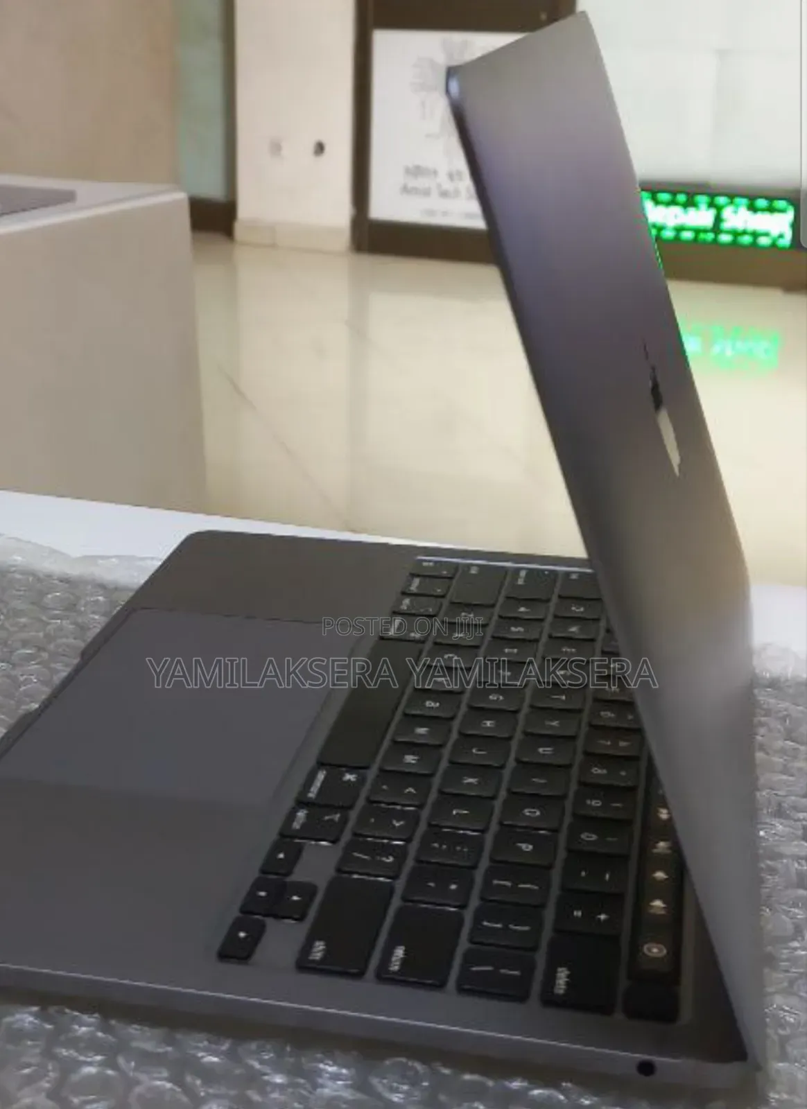 New Laptop Apple MacBook Pro M1 16GB Intel Core I7 SSD 256GB