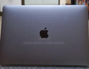 New Laptop Apple MacBook Pro M1 16GB Intel Core I7 SSD 256GB