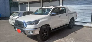Toyota Hilux Revo Double Cab Deisel 2.4 AWD 2021 White