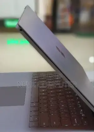 New Laptop Microsoft Surface Book 3 16GB Intel Core I7 SSD 256GB