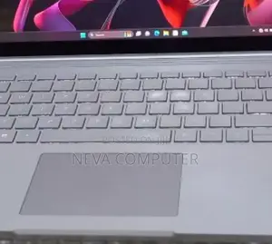 New Laptop Microsoft Surface Book 3 16GB Intel Core I7 SSD 256GB