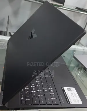 New Laptop HP Victus 15 16GB Intel Core I7 SSD 512GB