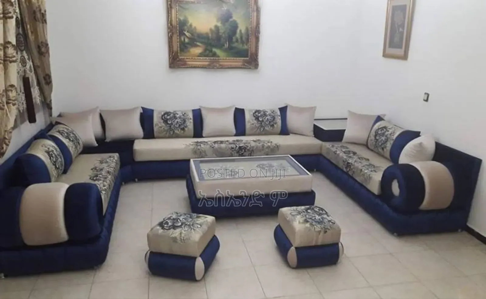 Samuuza Sofa Design With Table