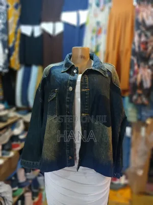 Photo - Girls Fashionable Tops