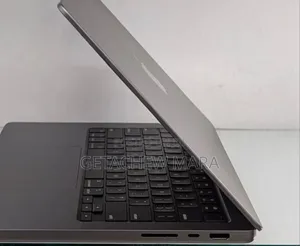 New Laptop Apple MacBook Pro M1 16GB Intel SSD 512GB