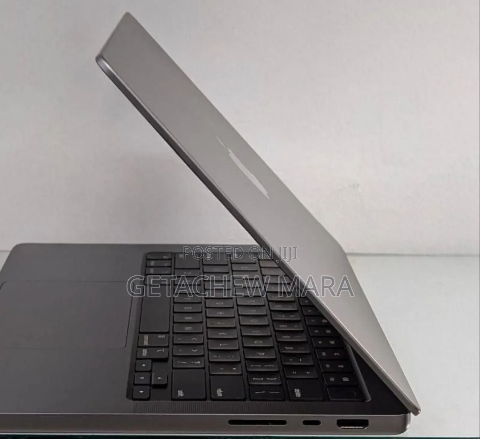 New Laptop Apple MacBook Pro M1 16GB Intel SSD 512GB