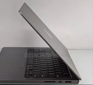 New Laptop Apple MacBook Pro M1 16GB Intel SSD 512GB