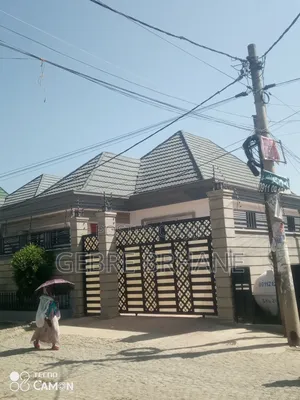 Photo - 3bdrm Villa in Vila, Yeka for rent