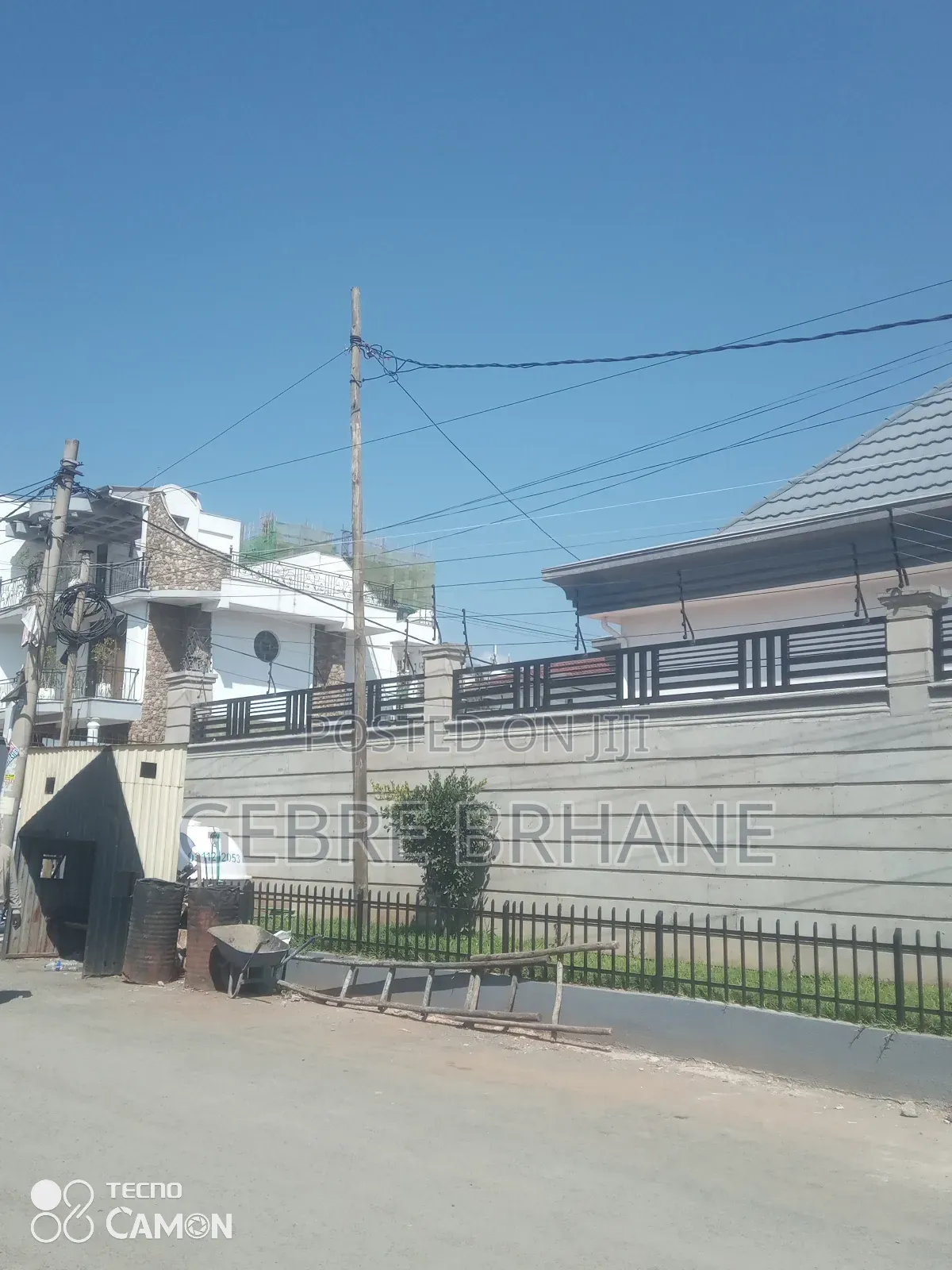 3bdrm Villa in Vila, Yeka for rent