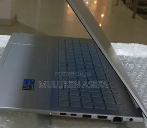 New Laptop Asus VivoBook 15 X505BA 16GB Intel Core I5 SSD 512GB