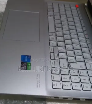 New Laptop Asus VivoBook 15 X505BA 16GB Intel Core I5 SSD 512GB