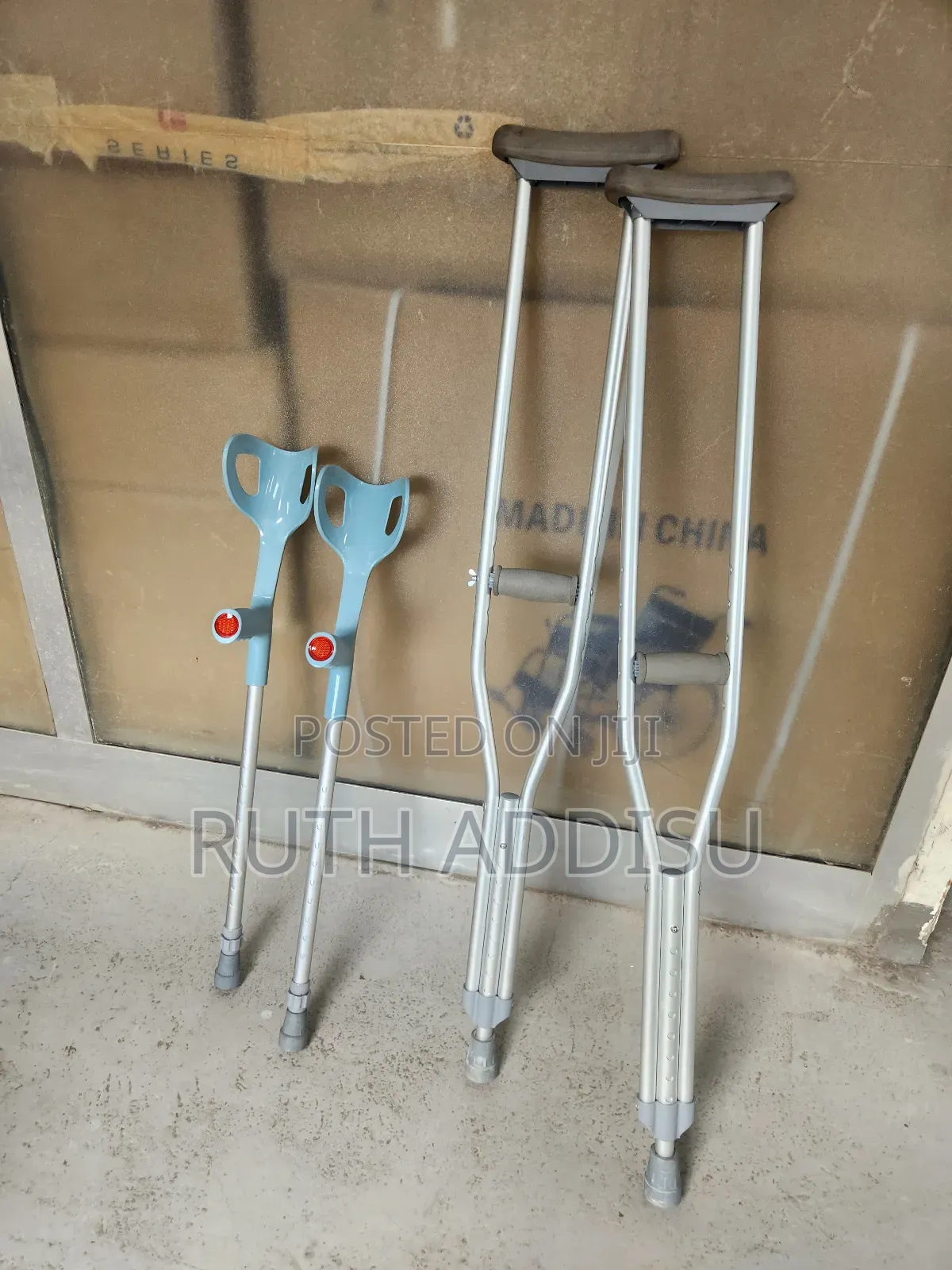 Elbow and Axillary Bilateral Crutches蝨我crutches肢啊brand New Elbow