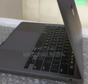 New Laptop Apple MacBook Pro M1 16GB Apple M1 Pro SSD 256GB