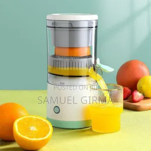 Photo - Rechargeable Portable Electric Citrus Juicer