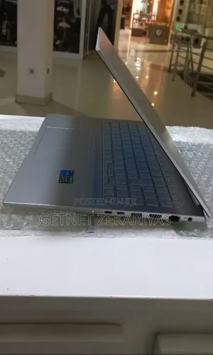 New Laptop Asus VivoBook 15 X505BA 16GB Intel Core I5 SSD 512GB