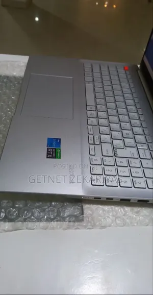 New Laptop Asus VivoBook 15 X505BA 16GB Intel Core I5 SSD 512GB