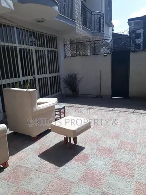 4bdrm Penthouse in Nasswe Realstate, Nifas Silk-Lafto for rent