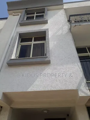 4bdrm Penthouse in Nasswe Realstate, Nifas Silk-Lafto for rent