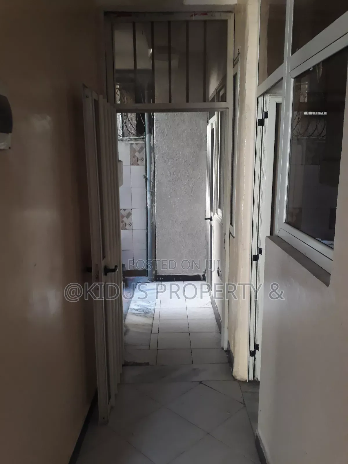 4bdrm Penthouse in Nasswe Realstate, Nifas Silk-Lafto for rent