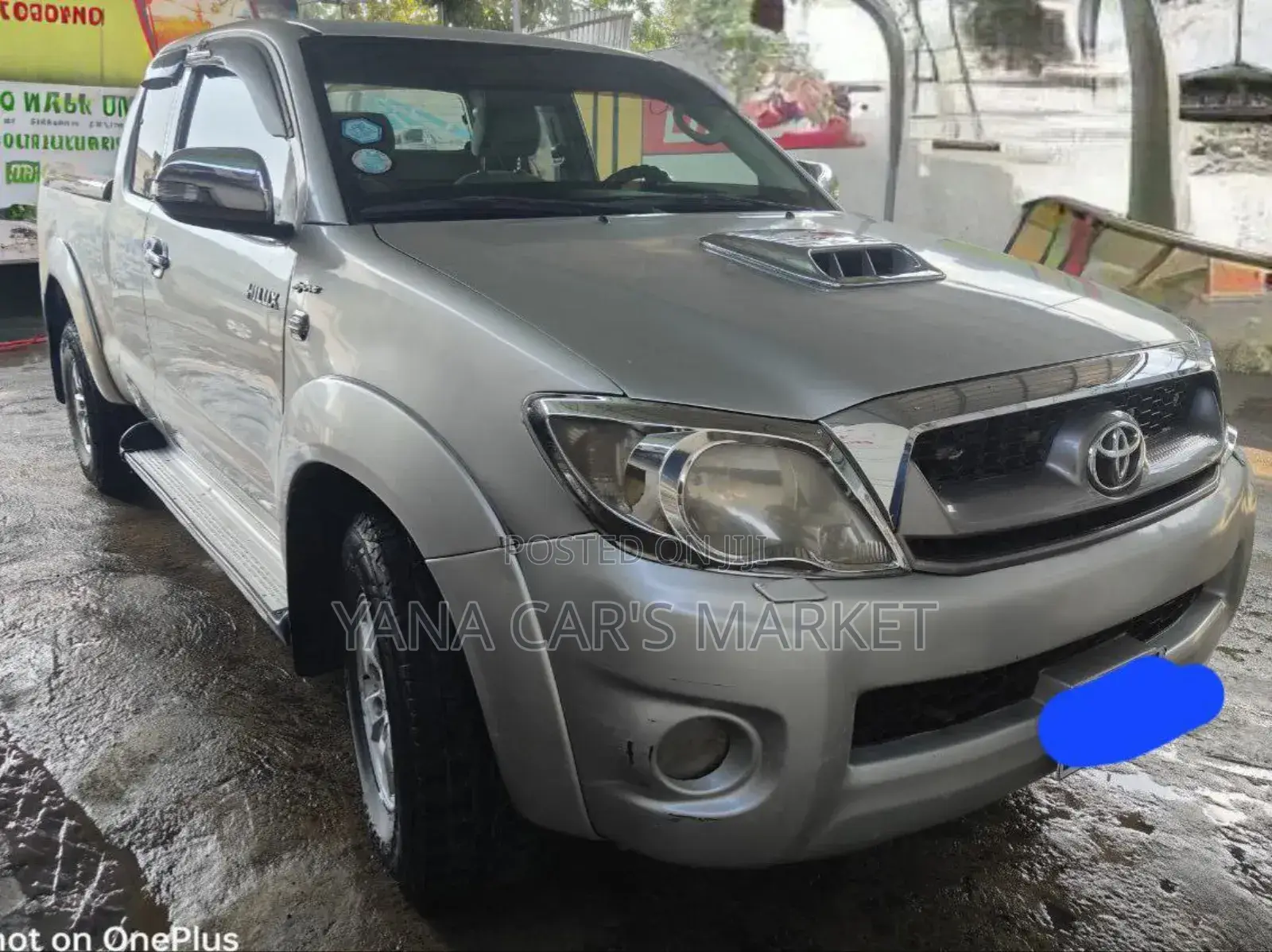 Toyota Hilux 2010 Silver