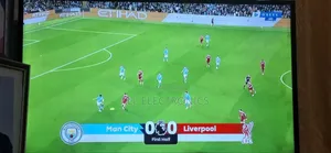 Photo - Extreme 50"Inch Double Glass Tv