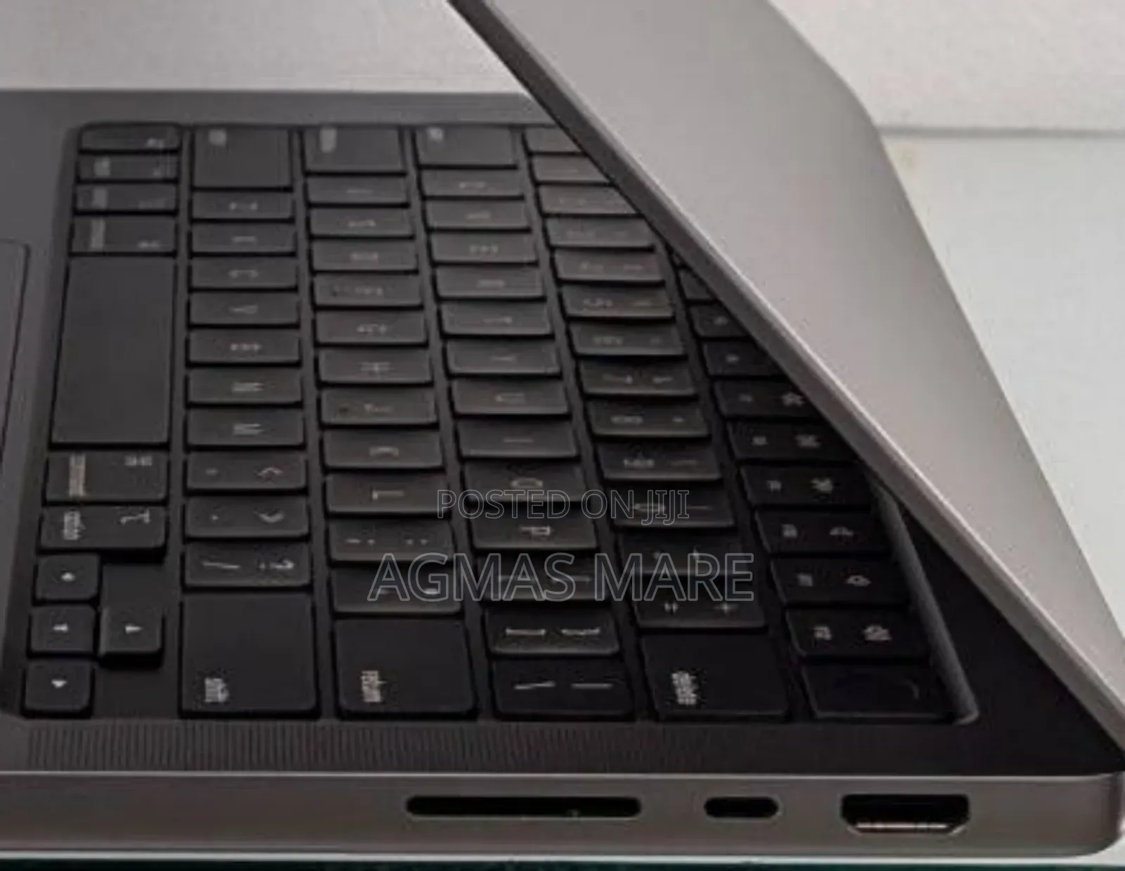 New Laptop Apple MacBook Pro M1 16GB Apple M1 SSD 512GB