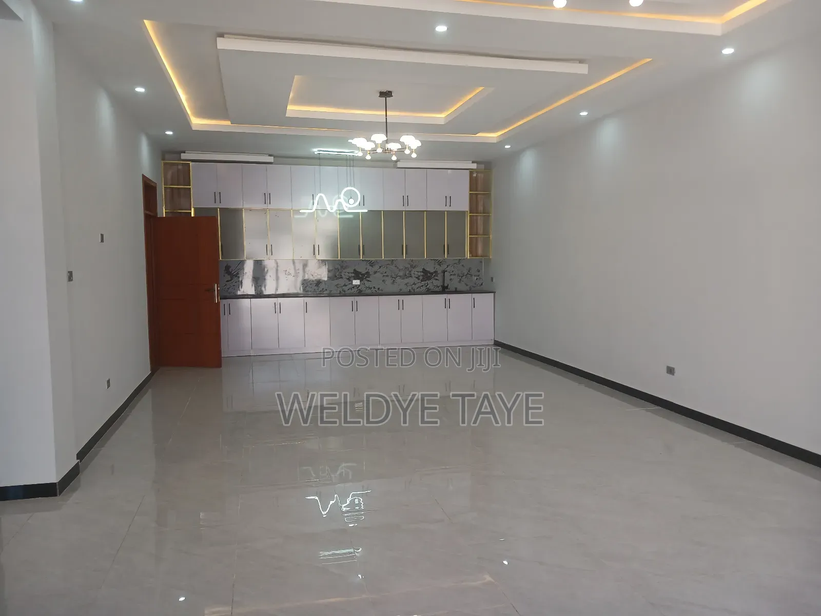 Furnished 8bdrm House in Yeka for sale