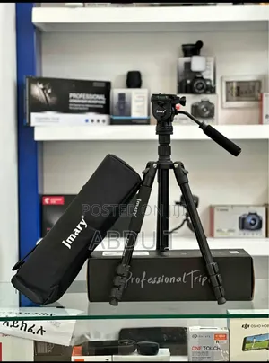 Photo - Jmary2274camerastand