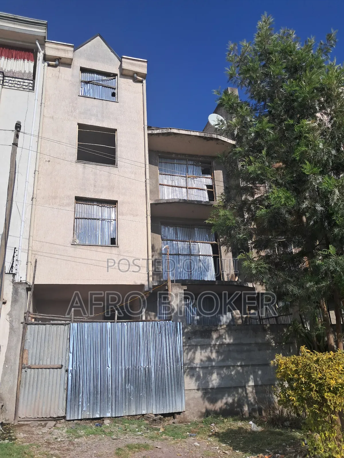 5bdrm House in Kality, Akaky Kaliti for sale