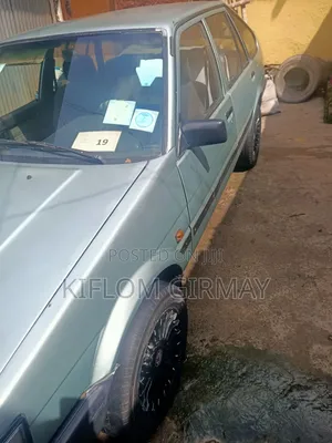 Toyota Corolla 1.3 1986 Blue