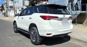 Toyota Fortuner 2020 White