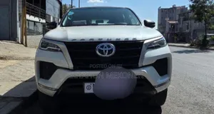Toyota Fortuner 2020 White