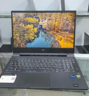 New Laptop HP Victus 15 16GB Intel Core I7 SSD 512GB