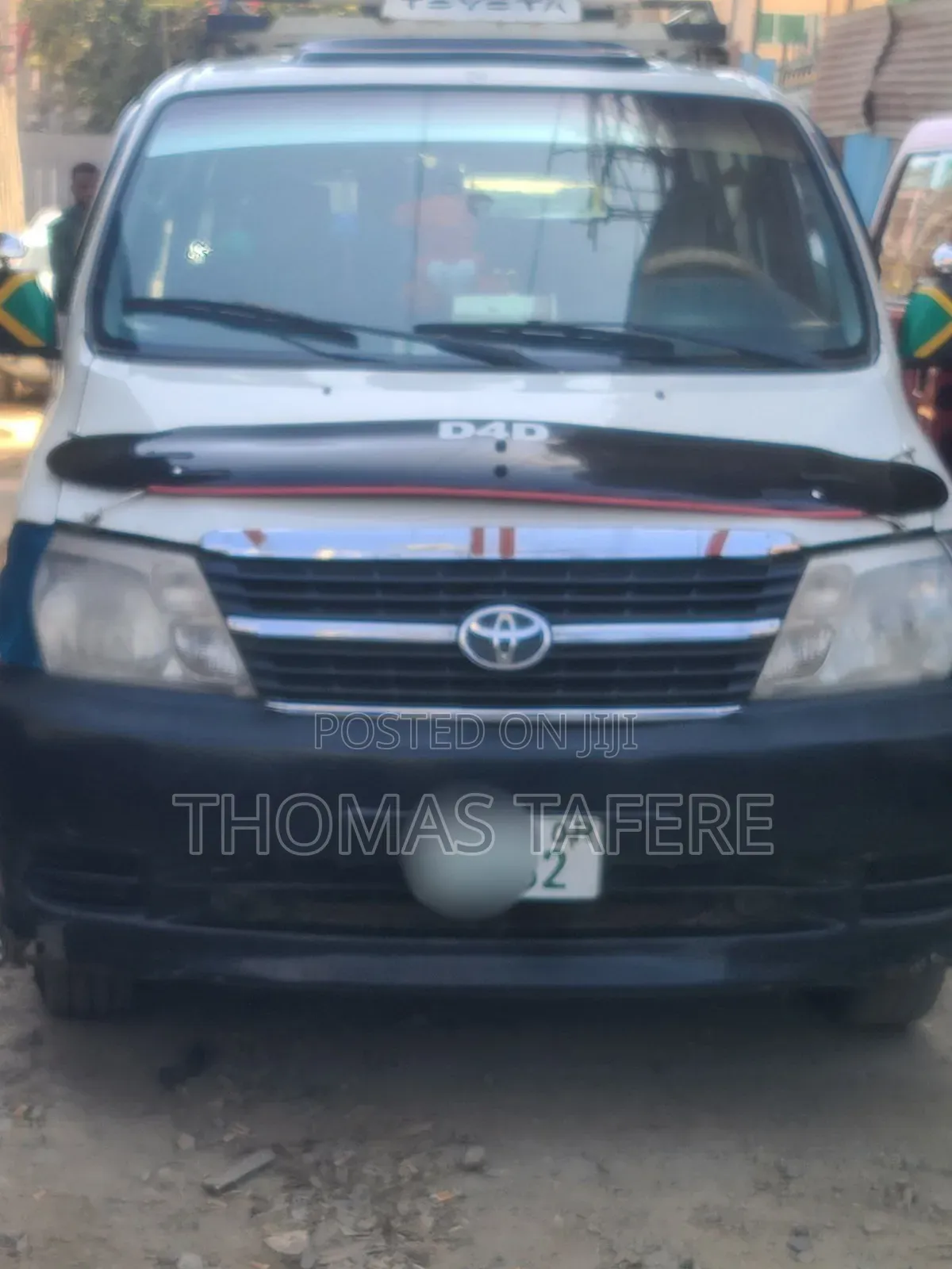 Toyota HiAce 2010 White