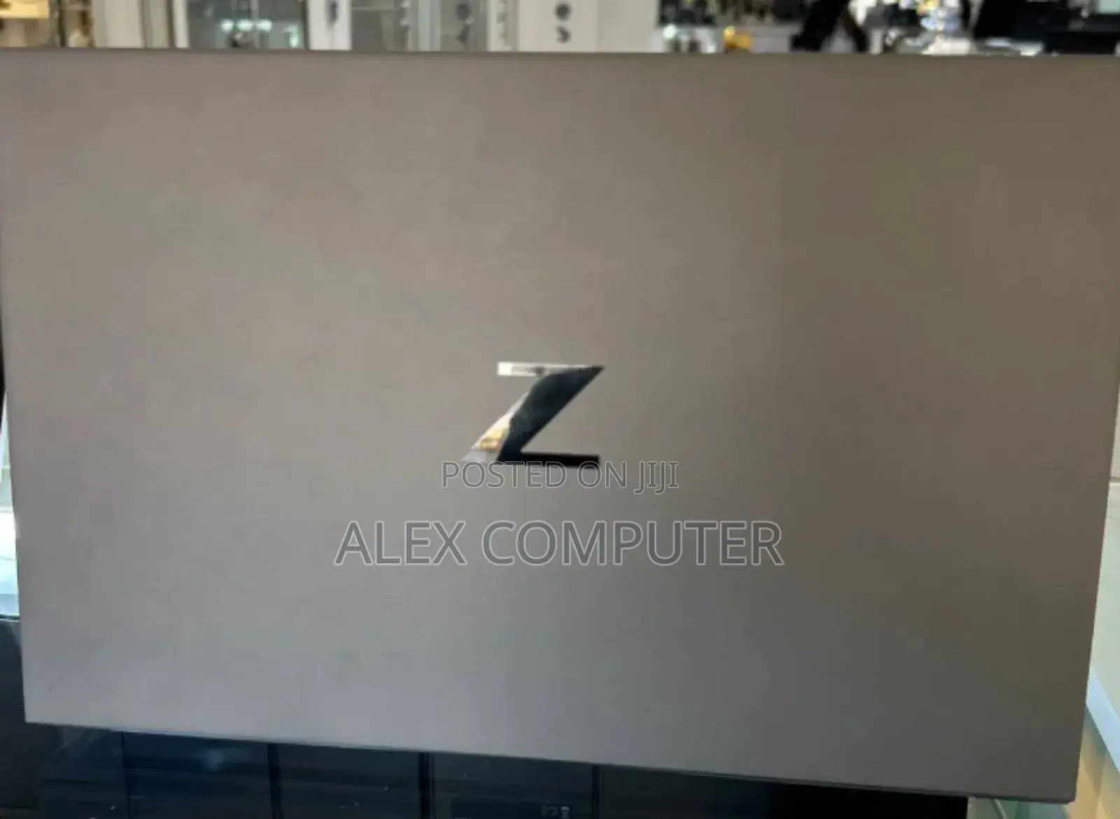 New Laptop HP ZBook Firefly 15 G7 16GB Intel Core I7 SSD 1T