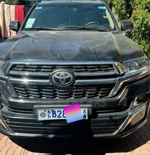 Photo - Toyota Land Cruiser 2011 Matt Black