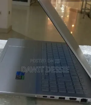 New Laptop Asus 16GB Intel Core I5 SSD 512GB