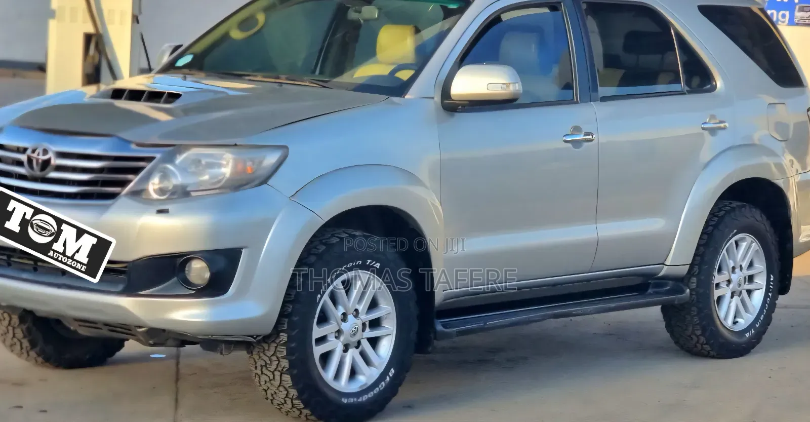 Toyota Fortuner 2013 Gold