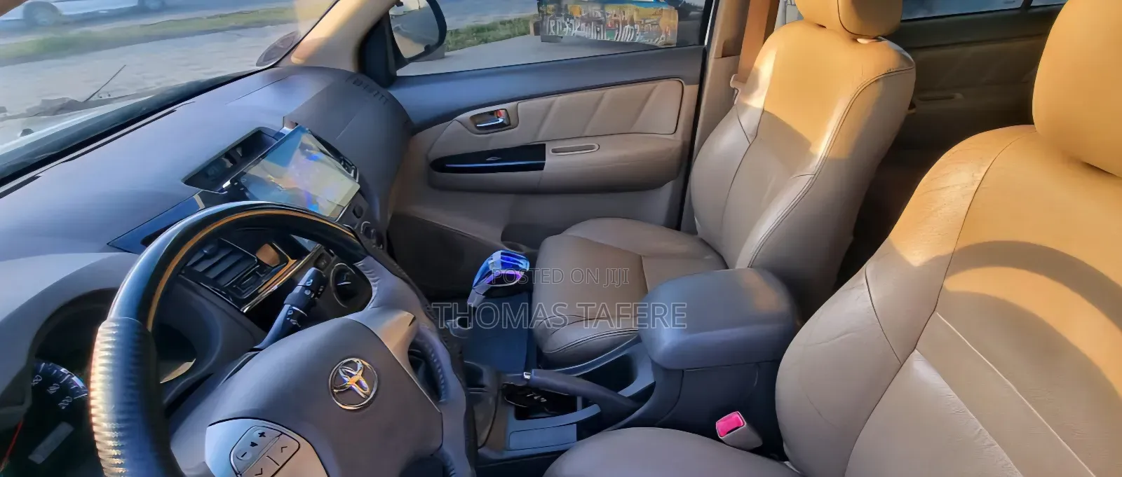 Toyota Fortuner 2013 Gold