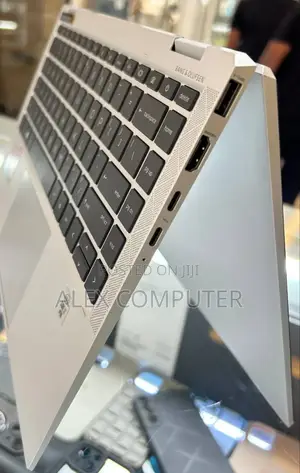 New Laptop HP EliteBook X360 1040 G7 16GB Intel Core I7 SSD 512GB