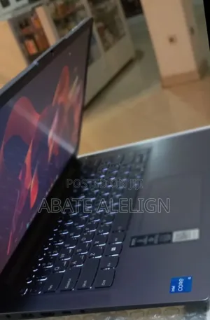 New Laptop Lenovo Ideapad 3 8GB Intel Core I5 SSD 256GB