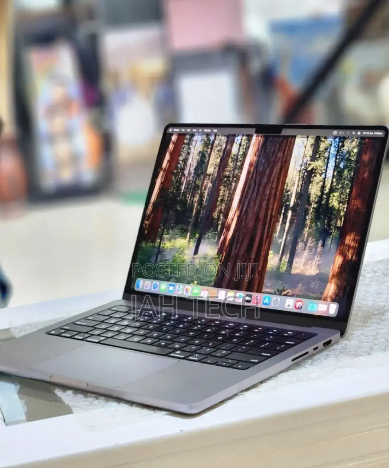 New Laptop Apple MacBook Pro M1 16GB Apple M1 SSD 512GB