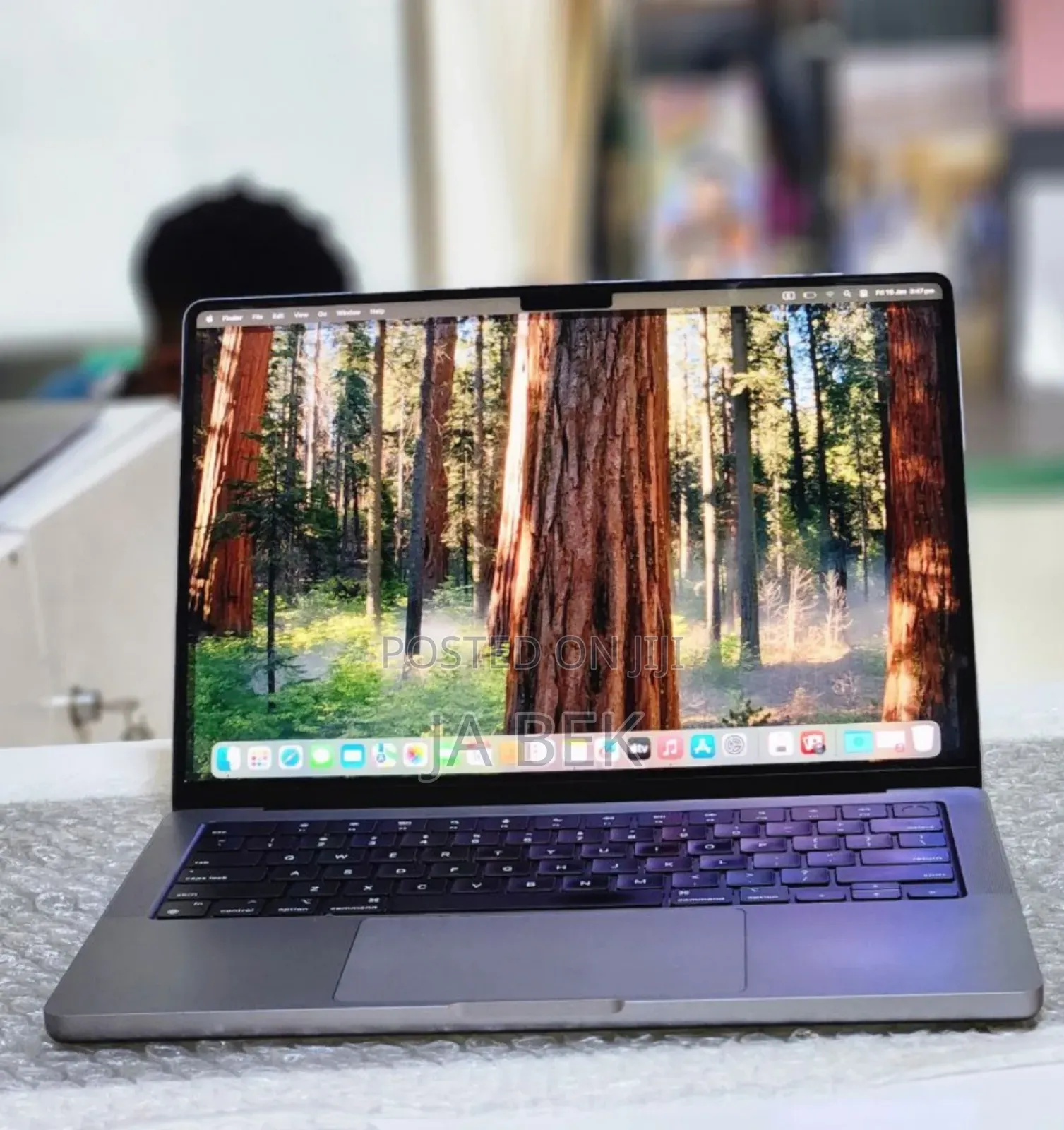 New Laptop Apple MacBook Pro M1 16GB Apple M1 SSD 512GB