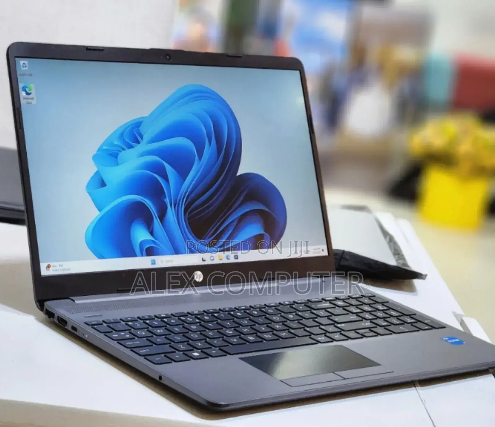 New Laptop HP Stream Notebook 16GB Intel Core I5 SSD 512GB