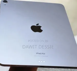 Photo - New Apple iPad Air 8 GB