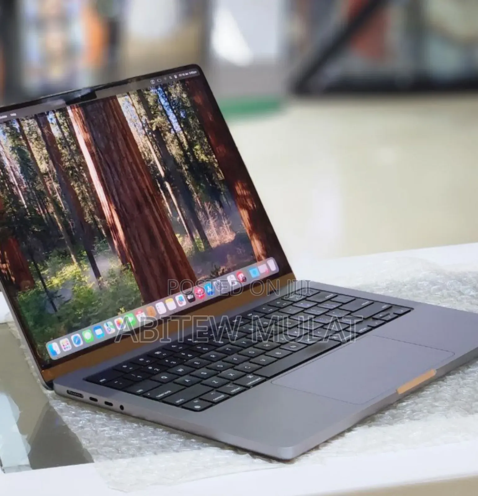 New Laptop Apple MacBook Pro M1 16GB Apple M1 SSD 512GB