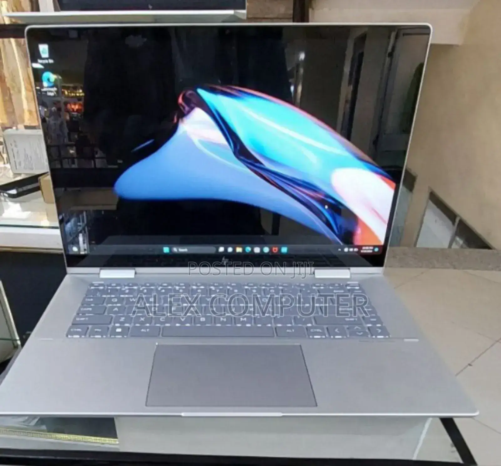 New Laptop HP Envy X360 16GB AMD Ryzen 7 SSD 512GB