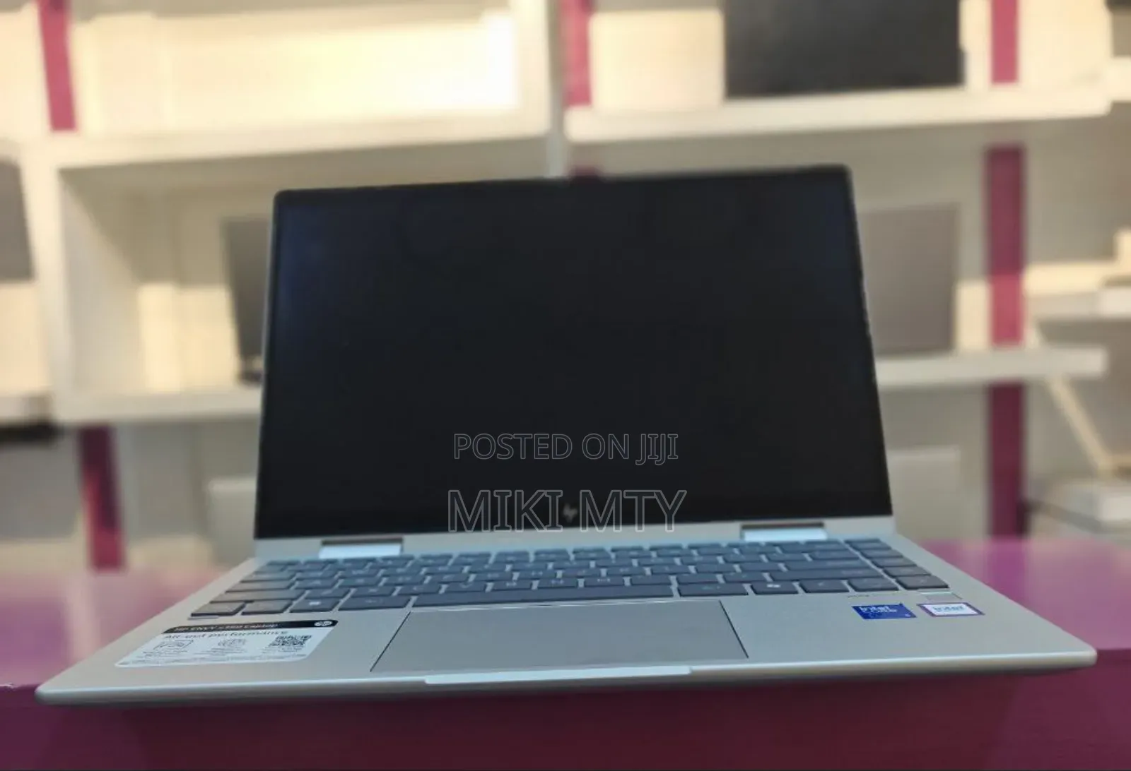 New Laptop HP Envy X360 8GB Intel Core I5 SSD 512GB