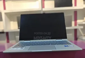 New Laptop HP Envy X360 8GB Intel Core I5 SSD 512GB