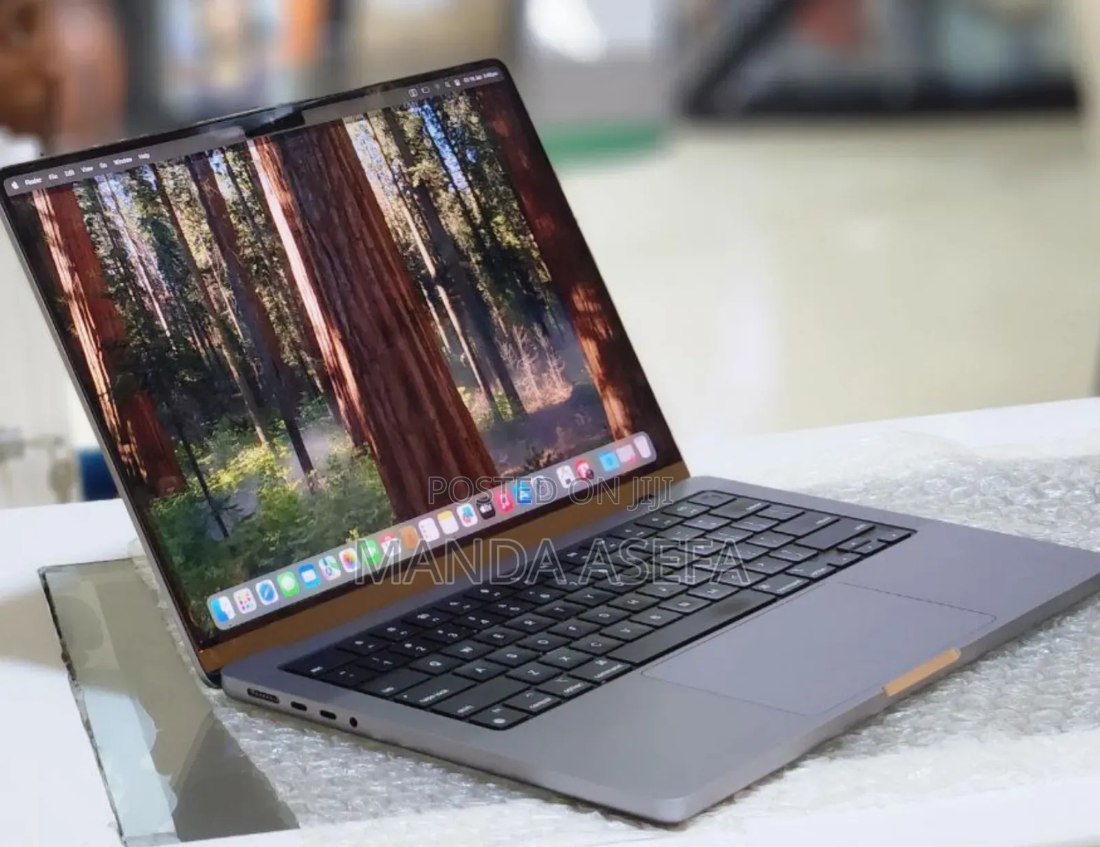 New Laptop Apple MacBook Pro M1 16GB Apple M1 SSD 512GB